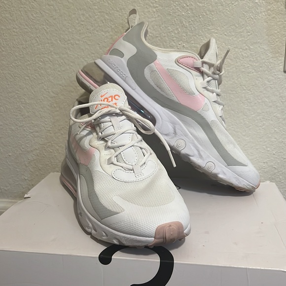 nike 270 reacts pink